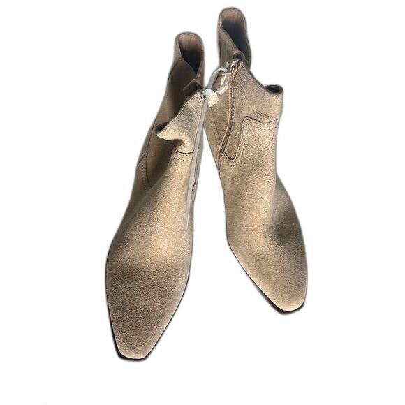 Cole Haan Beige Suede Ankle Boots – Pointed Toe, Size 8 B, NWT - Picture 2 of 8